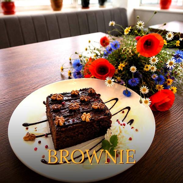BROWNIE